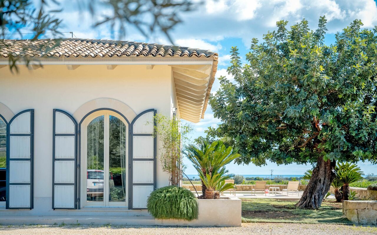 Tenuta Olearum: Have, Udvendige