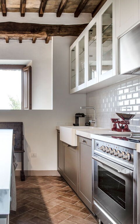 Villa Chiugi: Køkken