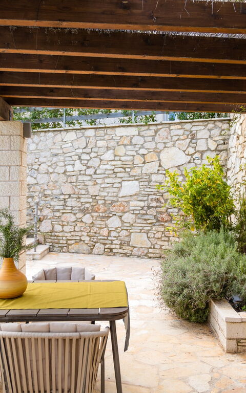 Villa Yaisemi: Altan / terrasse / gårdhave