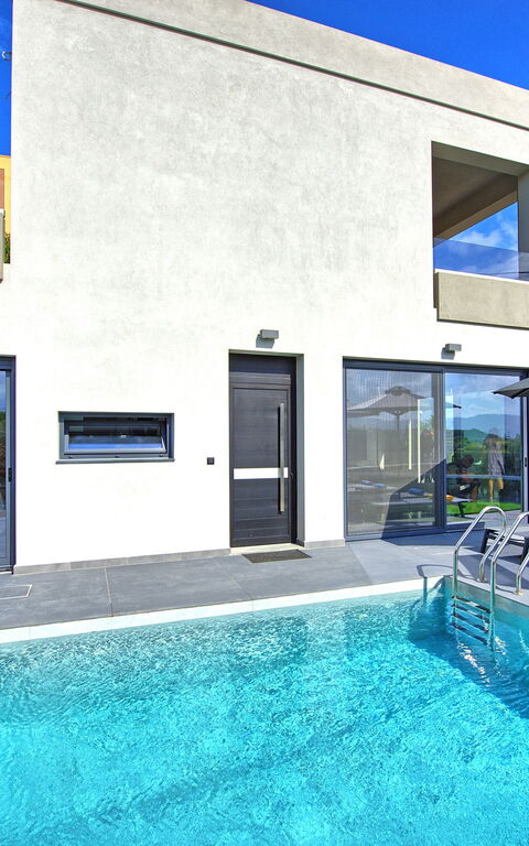 Villa Popi: Have, pool, Udendørs, Udvendige