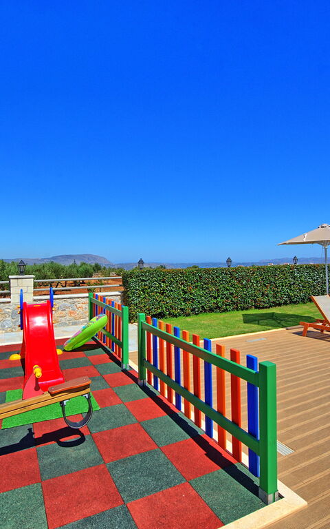 Villa Despanto: Have, pool, Udendørs