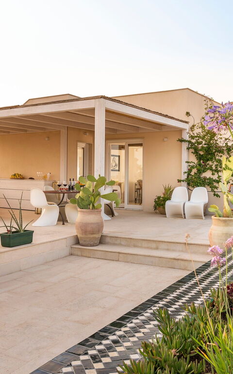 Aurispa: Altan / terrasse / gårdhave, Udendørs