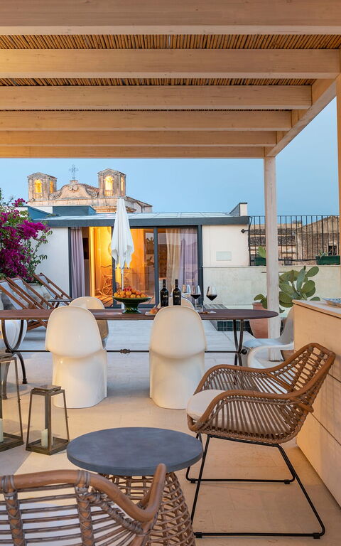 Aurispa: Altan / terrasse / gårdhave, Udendørs