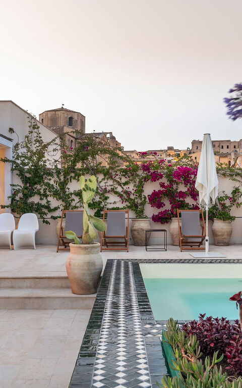 Aurispa: Altan / terrasse / gårdhave, pool, Udendørs