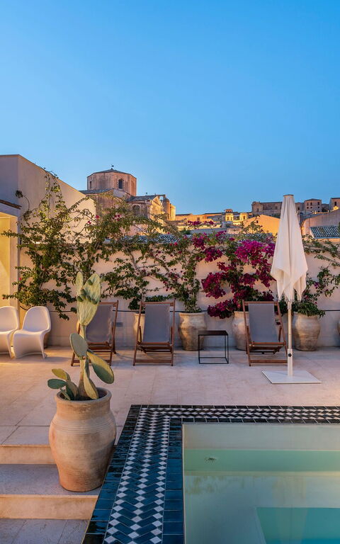 Aurispa: Altan / terrasse / gårdhave, pool, Udendørs