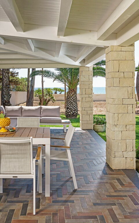 Marinella Punta Milocca: Altan / terrasse / gårdhave