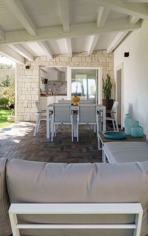 Marinella Punta Milocca: Altan / terrasse / gårdhave