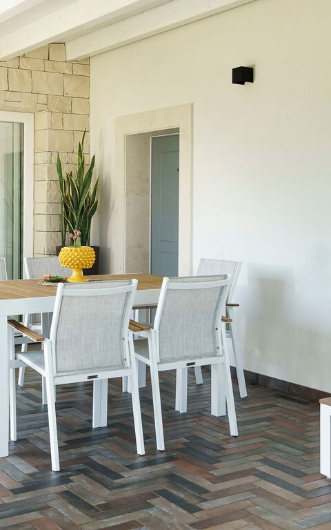 Marinella Punta Milocca: Altan / terrasse / gårdhave