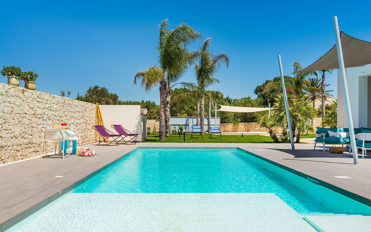 Villa Nica: pool, Udendørs