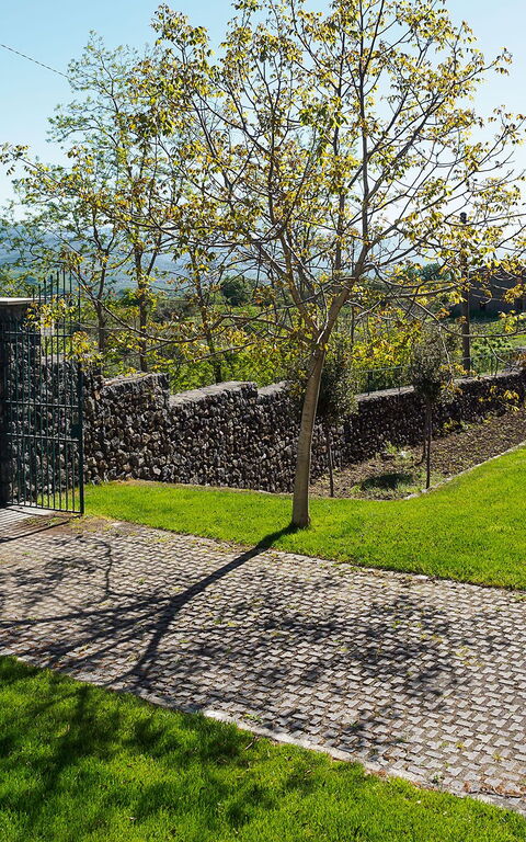 Villa Nerello: Hovedindgang, Udendørs