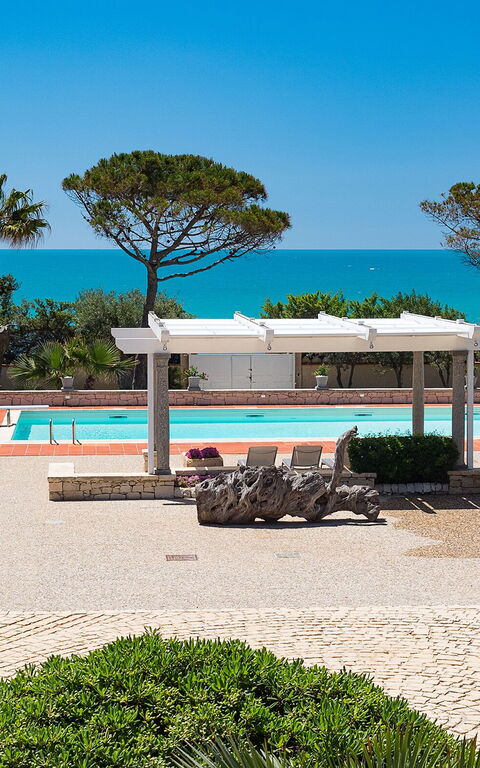 Villa Maya: Have, Udendørs