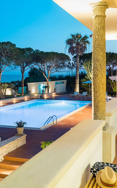 Villa Maya: Altan / terrasse / gårdhave, pool, Udendørs