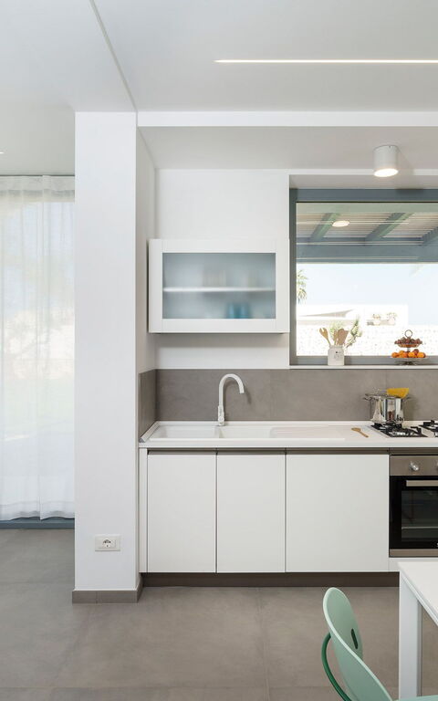 Villa Mia: Frokostlokale, Køkken, Stue