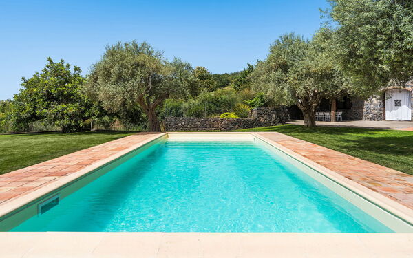 Villa Mila: Have, pool, Udendørs, Udvendige