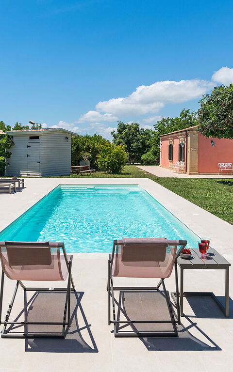 Villa Girasole: pool, Udvendige