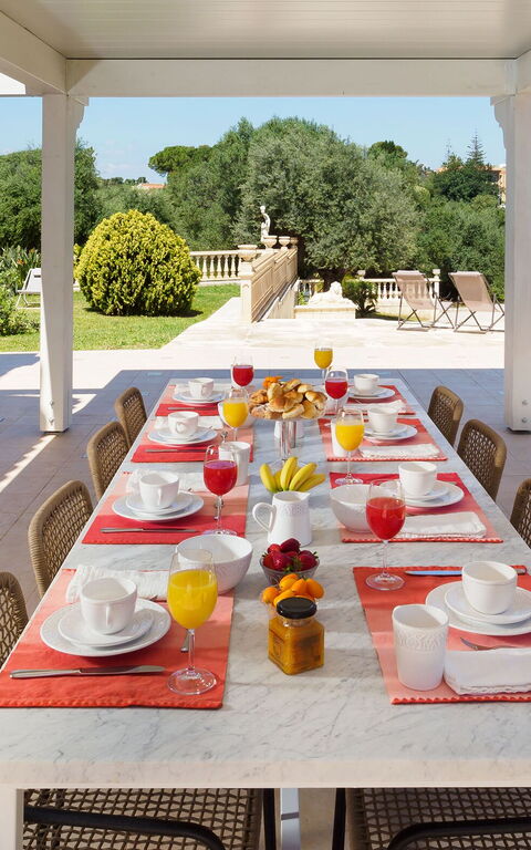 Villa Girasole: Altan / terrasse / gårdhave, Udendørs