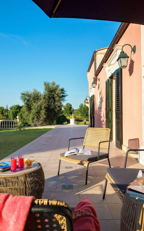 Villa Girasole: Have