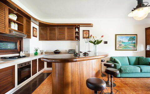 Feriebolig Lampara: Frokostlokale, Køkken, Stue