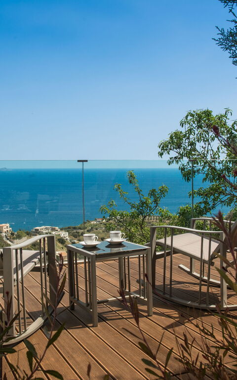 Villa Artemis: Altan / terrasse / gårdhave, Have, Udendørs, Visninger