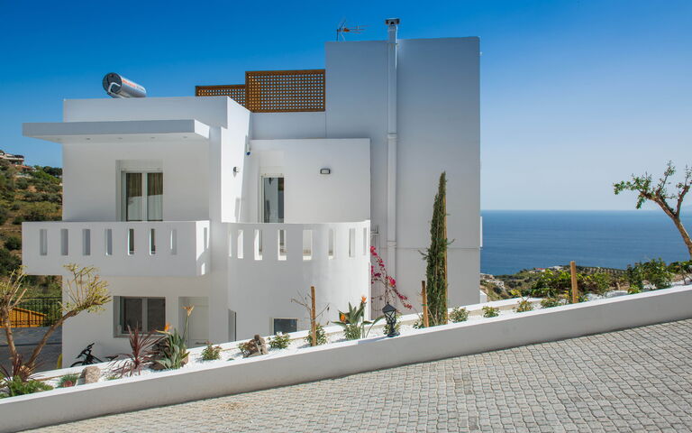 Villa Artemis: Altan / terrasse / gårdhave, Udvendige