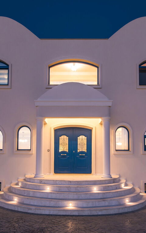 Villa Santor: Hovedindgang, Udvendige