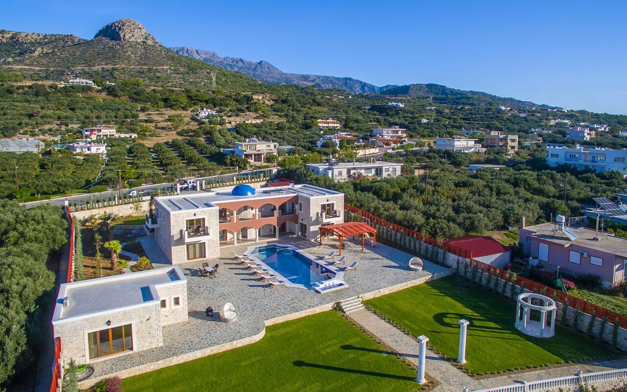 Villa Kalliste: Altan / terrasse / gårdhave, Have, pool, Udvendige