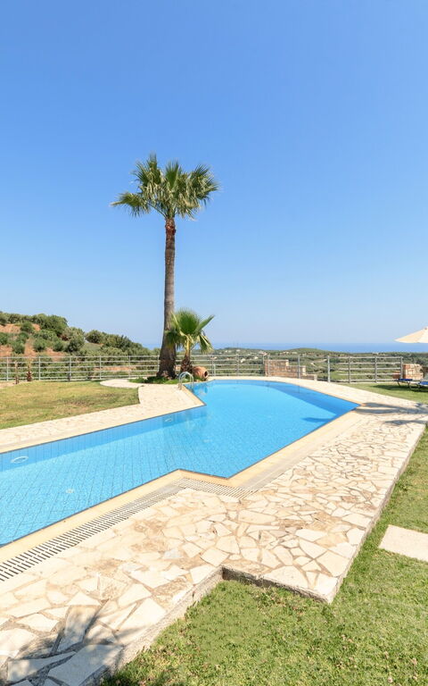 Villa Kissos: Have, pool