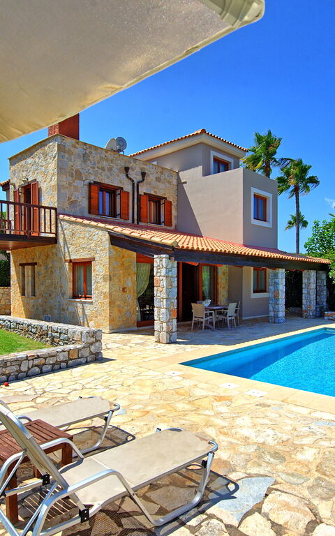 Villa Rodia: Have, pool, Sommer, Udendørs