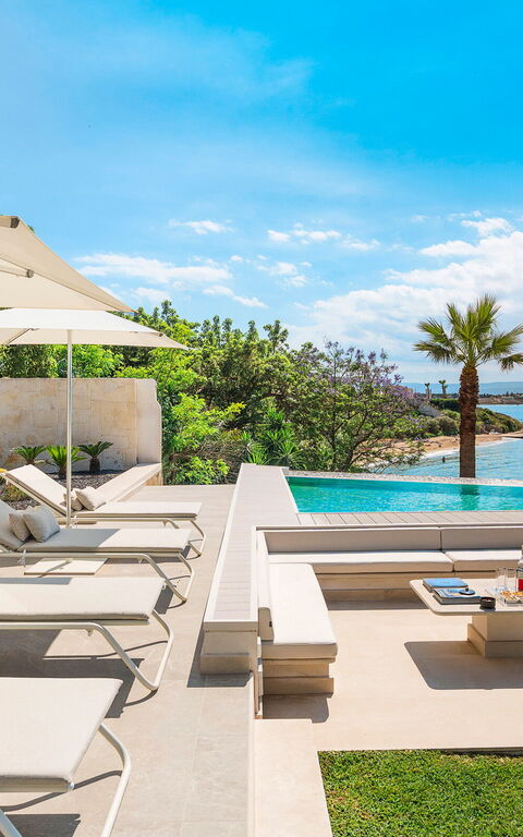 Villa Artemare: Have, pool, Udendørs, Udvendige, Visninger