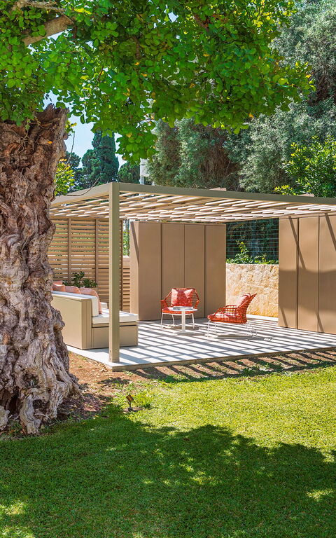 Villa Artemare: Have, Udendørs, Udvendige