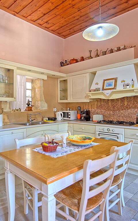 Villa Rodanthi: Frokostlokale, Køkken