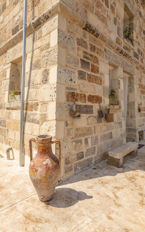 Villa Turris: Altan / terrasse / gårdhave, Udvendige