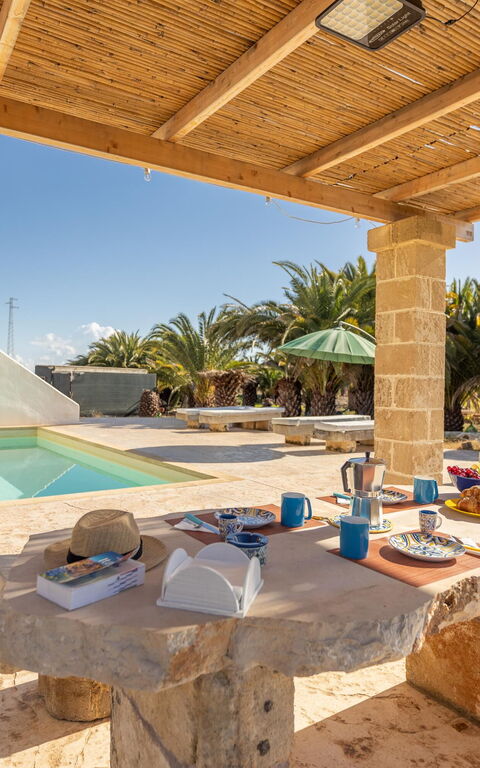 Villa Turris: Altan / terrasse / gårdhave, pool, Udendørs, Udvendige