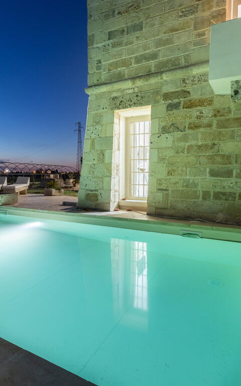 Villa Turris: pool, Udendørs, Udvendige