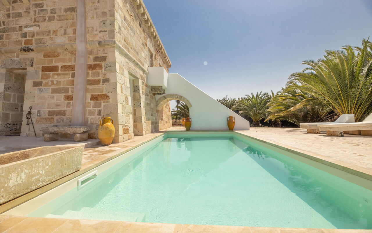 Villa Turris: pool, Udendørs, Udvendige