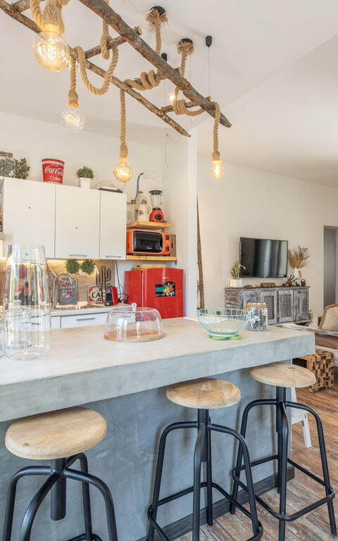 Villa Natura: Frokostlokale, Køkken, Stue