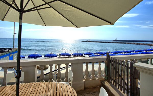 Casa Riva: Altan / terrasse / gårdhave, Udendørs