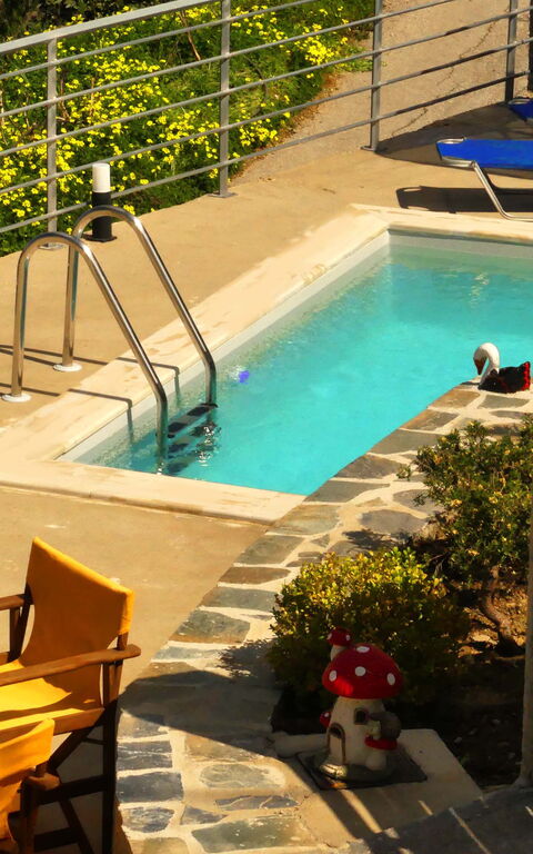 Aretousa: pool, Udendørs