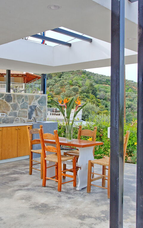 Aretousa: Altan / terrasse / gårdhave, Udendørs