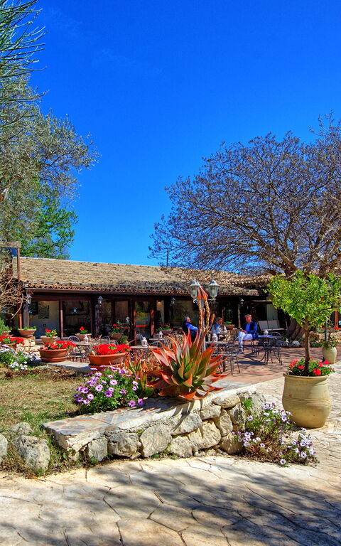 Villa Maddalena: Have, Udendørs, Udvendige