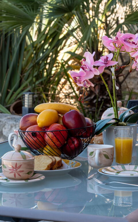 Villa Halepi: Mad, Udendørs, Udvendige