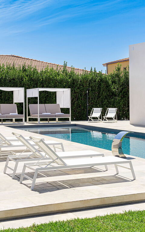 Villa Bonita: Have, pool, Udvendige