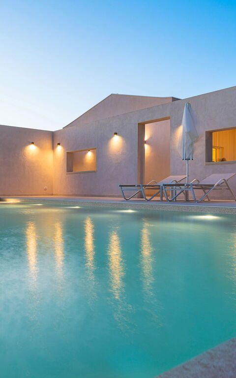 Villa Mora: pool, Udendørs, Udvendige, Visninger