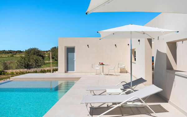 Villa Mora: pool, Udendørs, Udvendige, Visninger