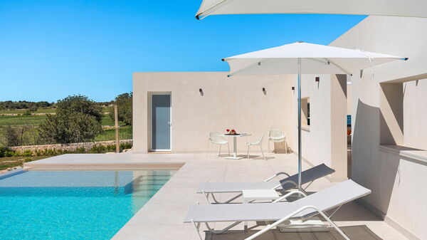 Villa Mora: pool, Udendørs, Udvendige, Visninger