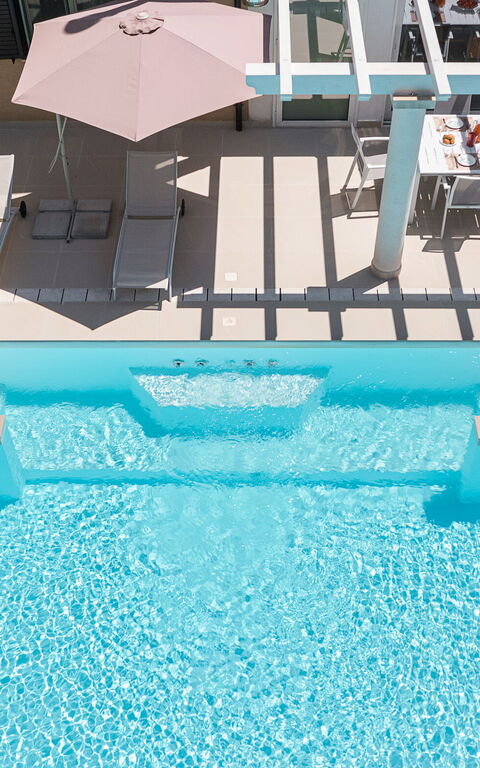 Villa Giutitta: pool, Udvendige