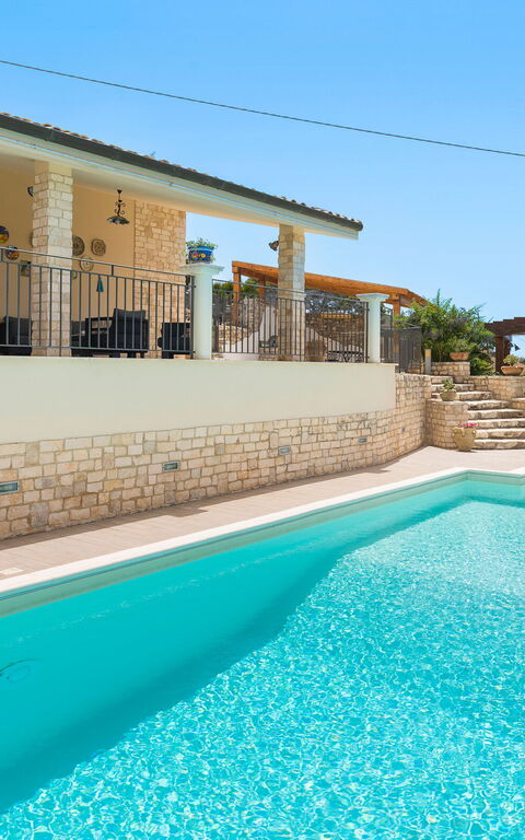 Villa Anthea: pool, Udvendige