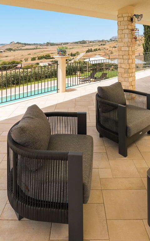 Villa Anthea: pool, Udvendige, Visninger