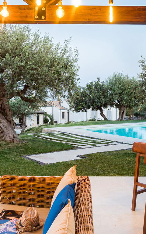 Corte Moscata: Have, pool, Udvendige