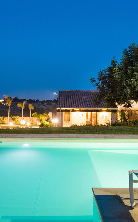 Corte Moscata: Have, pool, Udvendige